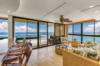 Kauai Vacation Rental - Kuhio Shores 319–Oceanfront, Sunset Views, A/C!