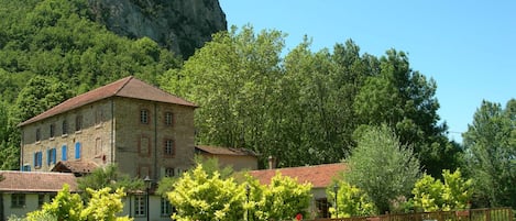 Chantebise et sa piscine