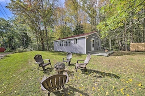 Cottage Exterior | 700 Sq Ft