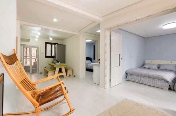 Near Airport&Near Hongdae&Gangnam