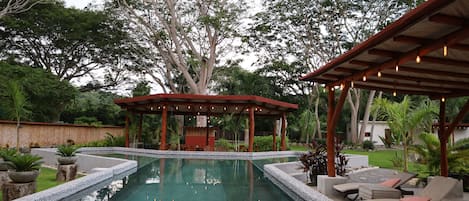 Alberca al aire libre