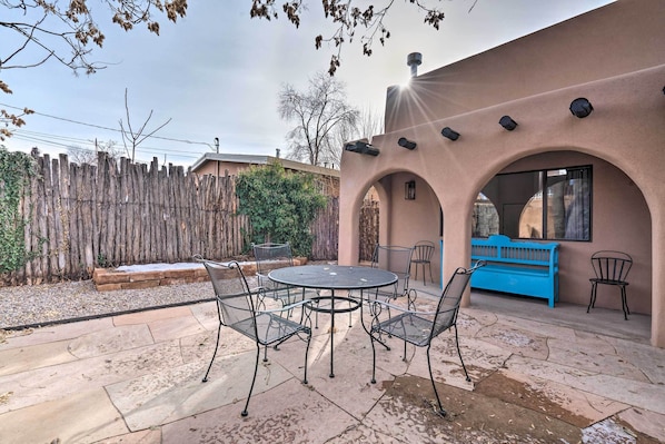 Santa Fe Vacation Rental | 3BR | 2BA | 1,700 Sq Ft | Step-Free Access