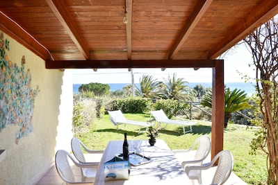 Cottage with views just 80 meters from the sea of Costa Rei