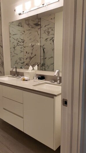 Spacious master ensuite bathroom.
