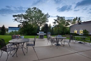 Experience the picturesque atmosphere at this amazing property.