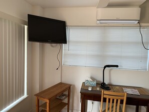 color TV with Xfinity cable 