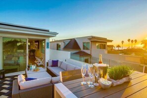 Enjoy a glass of wine while watching the sunset on the 3rd level sky loft
