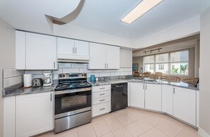 web-or-mls-Kitchen 1-3