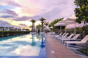 Rooftop pool