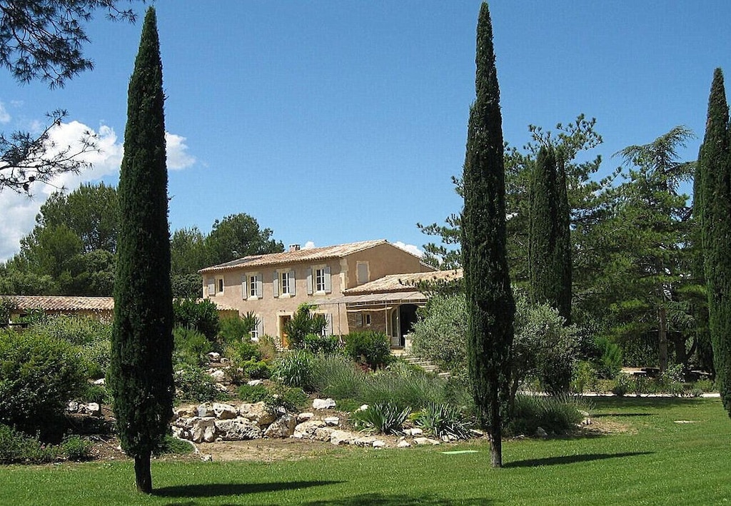 Picture of villa