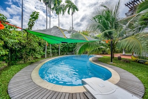 Tree tent over the private pool