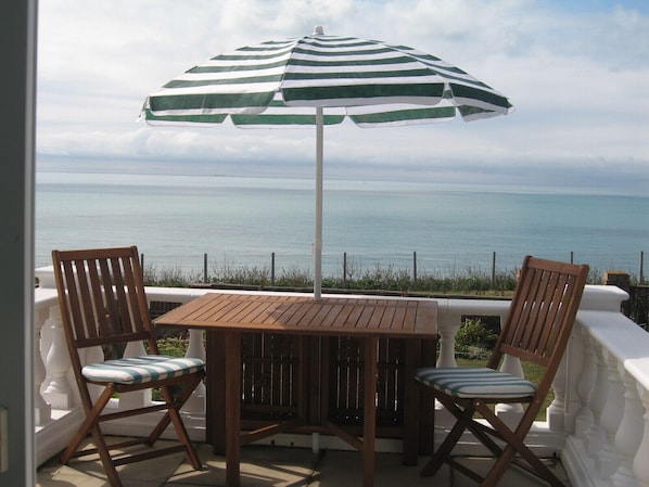 Stunning sea views from the terrace - ideal for al fresco dining!