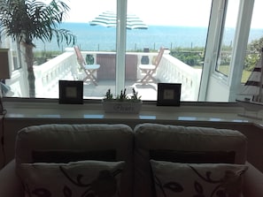 Lovely view out to sea from the sitting room!