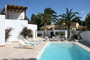 Pool area showing sun terrace 