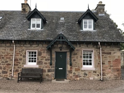 Historische Cottages auf einem atemberaubenden Gelände des Arniston House. - Kalkhäuschen