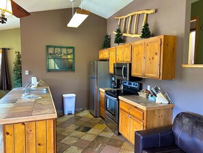 Full Kitchen
