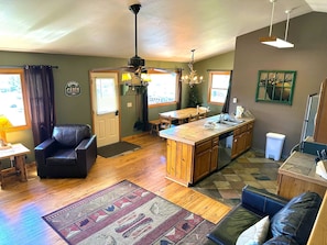 Full Kitchen and Dining Area