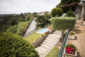 Utomhuspool