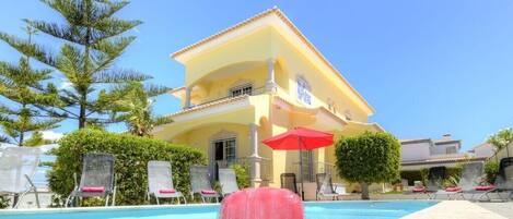 Wonderful | 6 Bedroom Villa | Casa Santa Isabel | Private Pool | Ferragudo