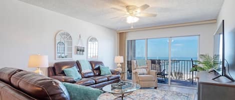 Family room with view of the Gulf!