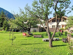 Spring, Garden, Lawn, Leisure, Mountain Range, Yard, Backyard, Vacation, Park, Alps