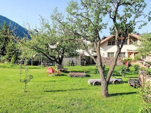 Spring, Garden, Lawn, Leisure, Mountain Range, Yard, Backyard, Vacation, Park, Alps