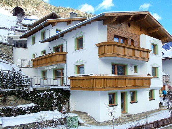 Propriété, Maison, Bâtiment, Domicile, Immobilier, L'Hiver, Zone Résidentielle, Neige, Architecture, Appartement