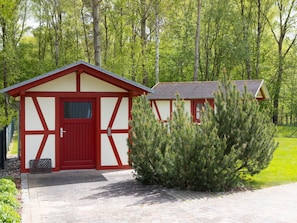 Wood, Door, Shed, Cottage, Garden Buildings, Garden, Siding, Woodland, Design, Backyard