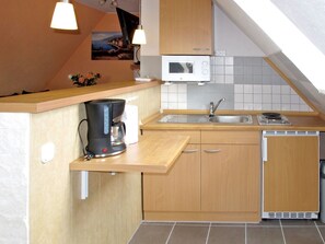 Comptoir, Pièce, Propriété, Meubles, Cuisine, Cabinetry, Maison, Bâtiment, Sol, Design Intérieur