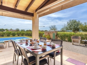 Ciel, Table, Meubles, Plante, Pot De Fleur, Nuage, Chaise, Ombre, Mobilier De Jardin, Arbre