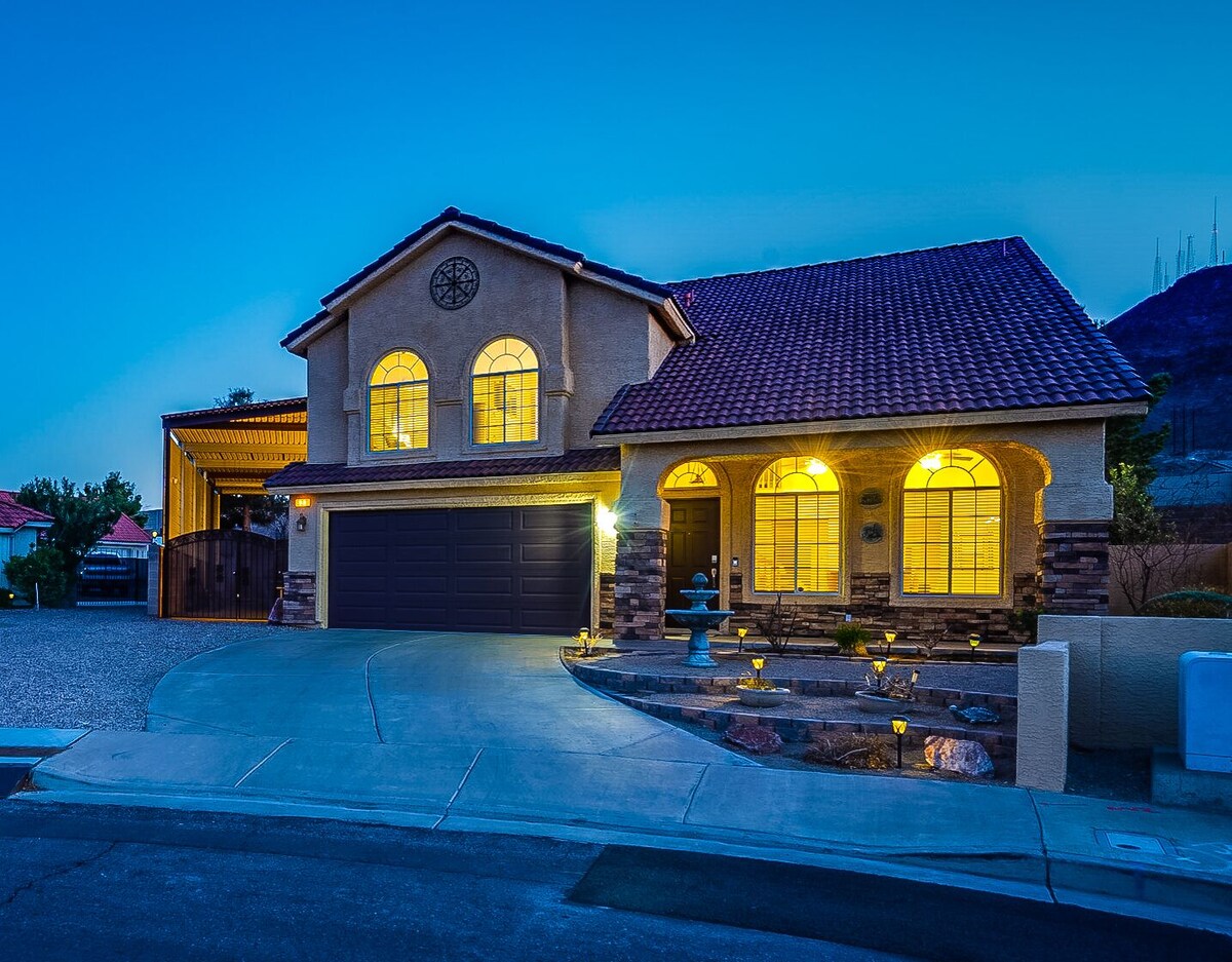 Upscale 4 BR Home with RV parking