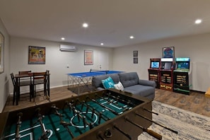 Fun Gameroom. Ping Pong, Foosball, LCD TV, Video Games.