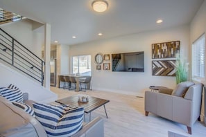 Modern townhome decor