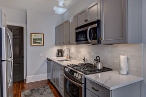 Fully equipped kitchen area