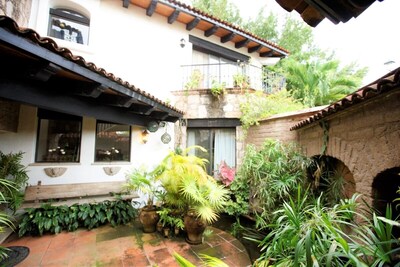 VILLA INCREÍBLE, 4 HAB, 4. 5 BT EN MARINA VALLARTA