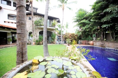 VILLA INCREÍBLE, 4 HAB, 4. 5 BT EN MARINA VALLARTA