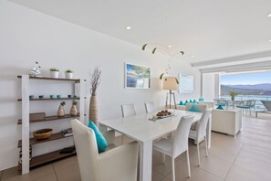 UniQue Sea View Apartment - H