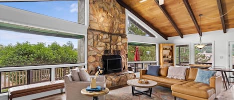 Sedona Vacation Rental | 4BR | 2.5BA | Stairs Required | 2,419 Sq Ft