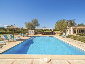 Piscine, Recours, Biens, Mobilier De Jardin, Ombre, Eco Hôtel, Aménagement Paysager, Parapluie, Hacienda, Loisir