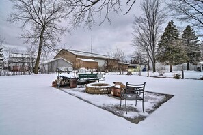 Yard Space | Fire Pit