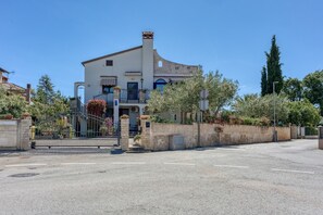 Extérieur