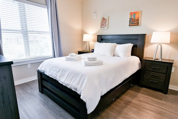 “awesome place! .5 Mike's from lower Broadway!! very clean and location was great!!” - Mike 23