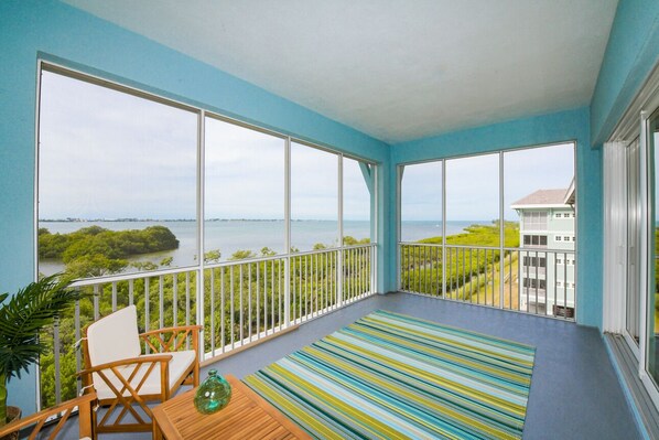 Balcony, Lounge Area