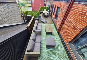 Rooftop Terrace Shared: Amazing for big groups, perfect for dining, lounging, and BBQ grilling while enjoying beautiful views.