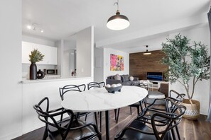 Dining Room: Fully equipped for you to prepare and enjoy a delightful meal.