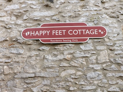 Happy Feet Cottage, BRADWELL
