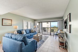 Beautifully Decorated Living Space with Gorgeous Direct Ocean Views