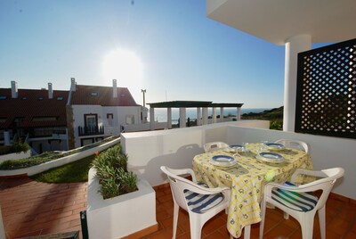 Orange - Apartment mit Meerblick im Erdgeschoss in einer fantastischen Anlage mit 3 Pools