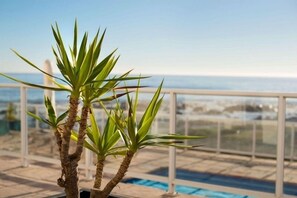Beach/ocean view