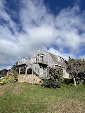 Open ocean views truly set this place apart from the rest!